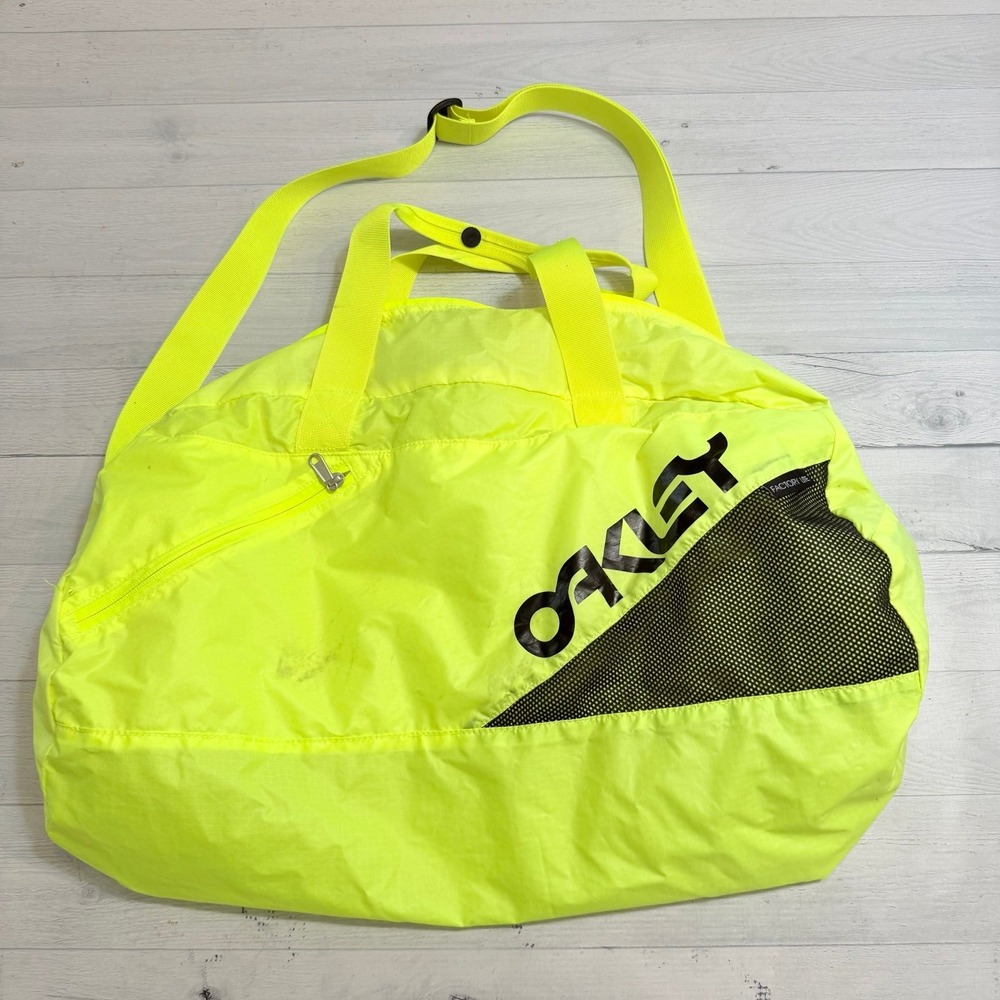 Oakley Factory Lite Duffel Bag neon yellow